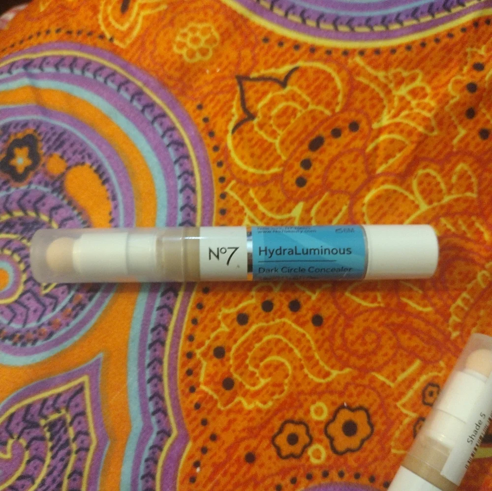 nwt No'7 concealer